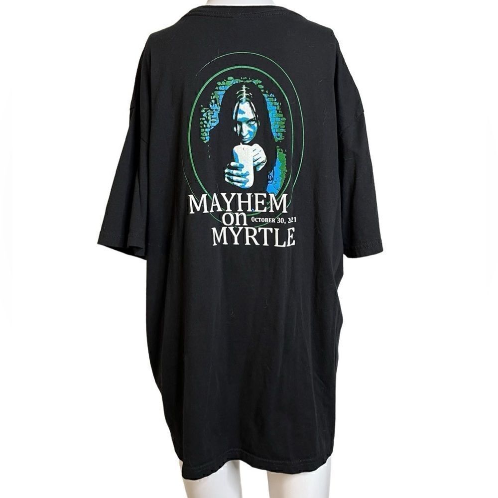 Mayhem on Myrtle Short Sleeve Black & Blue Graphic Tee Size XL